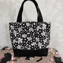 ハンドメイド　ミニバッグ　ランチバッグ【モノクロ花柄】