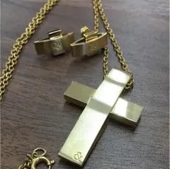 ピンキー&ダイアン クロスネックレス ピアスセットのサムネイル