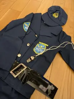 ハロウィン衣装 110cm 男の子 警察官　4点セット