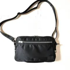 PORTER　ポーター　リフト　ショルダーバッグ　ブラック　黒のサムネイル