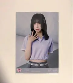 =LOVE 野口衣織 生写真 ポロシャツ チュウ