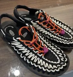 KEEN UNEEK サンダル カモフラージュ柄 KEEN UNEEK サンダル カモフラ柄 24cm - メルカリ