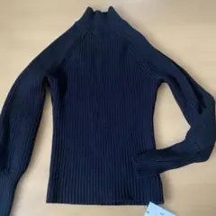 ハイネックリブニット