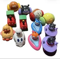 アンパンマン カプセルトイ12個セット　おもちゃ　カプセルトイ