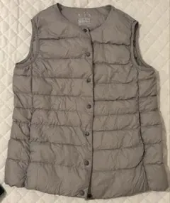 無印良品　ダウンベスト　ベージュ