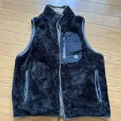 ファー素材 ノースリーブベスト 黒