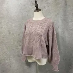 ニコルホワイト✨️ニットセーター/M/ケーブル編み パフスリーブ くるくるピンクのサムネイル