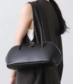 Item thumbnail for item e2483a35-7dff-4bca-b45a-51d664d9a63c