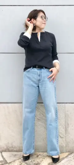 UNIQLO　ストレートジーンズ