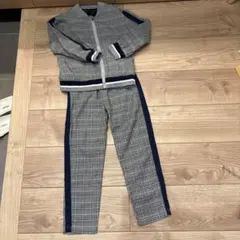 チェック柄 ジャケットとパンツセット　130cm