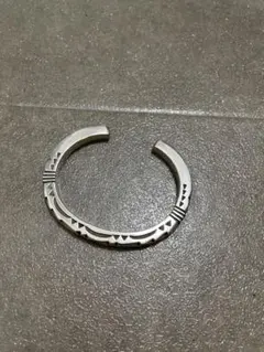 Jennifer Curtis極太バングル初期刻②