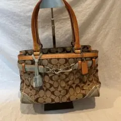 2025年最新】コーチ シグネチャー ショルダーバッグの人気アイテム