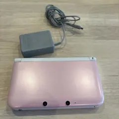 Nintendo 3DS LL ピンク　充電器付