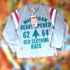 グレー 長袖 Tシャツ プリント入り120サイズ　新品未使用