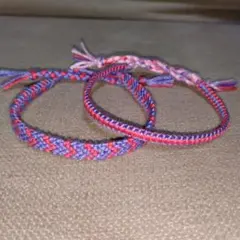 ミサンガ　２本セット　ハンドメイド　紫ピンク