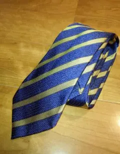 美品　メーカーズシャツカマクラ　レジメンタル　ネクタイ