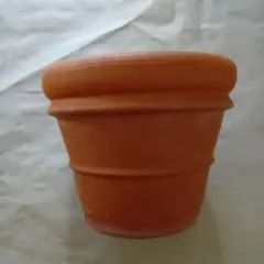 テラコッタ 植木鉢のサムネイル