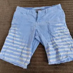 値下げメンズ30インチ 水色ボーダーショートパンツ ダメージ加工 Mサイズ程度のサムネイル