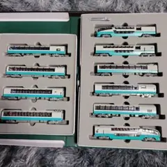 Item thumbnail for item 2697a083-3f10-42f3-84a5-48531b8c2f8d