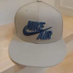 Nike Air ベージュキャップ