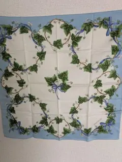 WEDGWOOD アイビーデザイン ハンカチ　鳥デザインハンカチ2枚セット