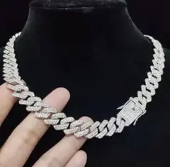 【SNS映えNo.1】圧巻の輝き！1.35cmグリッターチェーンネックレス