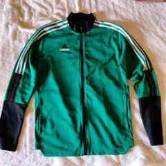 adidas トラックジャケット