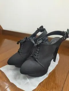 未使用品セルジオロッシパンプス