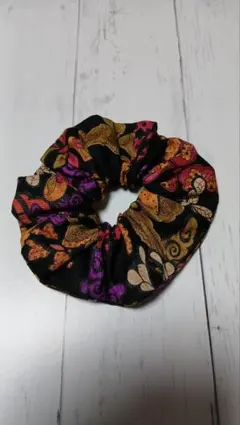 ETRO エトロ ペイズリー柄 シュシュ - メルカリ