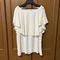 ホワイトシフォン半袖トップス　Ｍサイズ