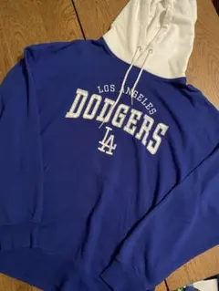 Item thumbnail for item 3f59ffe3-8629-4f51-8bb1-7f8f485c0d13