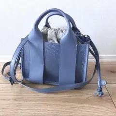 美品◆PAOLA NUTTI（パオラヌッティー）牛革2WAY スクウェアバッグのサムネイル