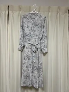 花柄　プリーツ　リボン　ワンピース9号