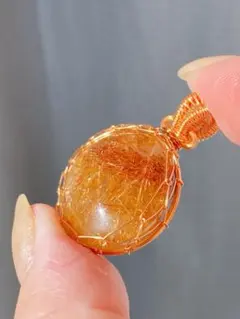 天然石　ルチルクォーツ　ペンダントトップ
