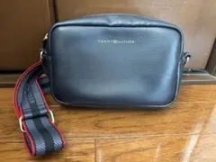 TOMMY HILFIGER ショルダーバッグ ネイビーのサムネイル