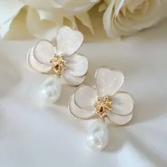ピアス お花 パール ブライダル 結婚式 前撮り 二次会