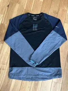 Nike DRI-FIT 長袖ランニングシャツ