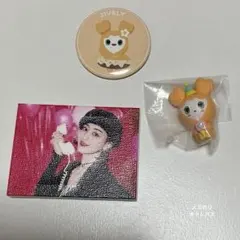 TWICE ジヒョ　缶バッチ　ガチャ　マグネット