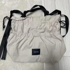 BAYFLOW ベージュ ショルダーバッグ　マチあり