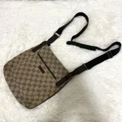 希少 GUCCI ショルダーバッグ GG柄 キャンバス レザー 斜め掛け
