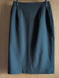 ユニクロ　黒 ストレッチタイトスカート XS 丈61cm