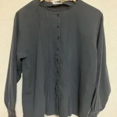ダークグレー 前ボタンシャツ 長袖