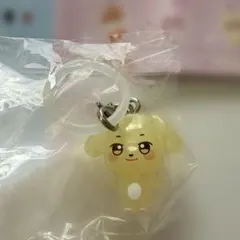 ANITTEZ クリアマスコットチャーム チュドンイ ユノ - メルカリ