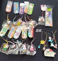 サンリオ　ハローキティ　ご当地キティ　ストラップ　キーホルダーまとめ売り　18点