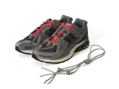 N.HOOLYWOOD INVINCIBLE New Balance 1906U