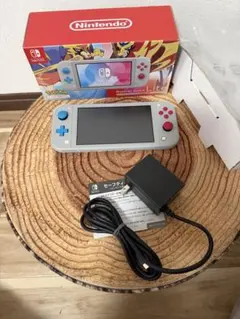 Nintendo Switch Lite ［ザシアン・ザマゼンタ］本体