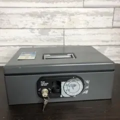 PLUS 手提金庫　CB-030F