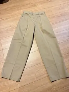 UNIQLO ユニクロ　タックワイドパンツ