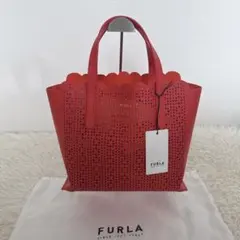 最初値下げ❣️FURLA パンチングデザイン トートバッグ 2026年最新】フルラ FURLA パンチングの人気アイテム - メルカリ
