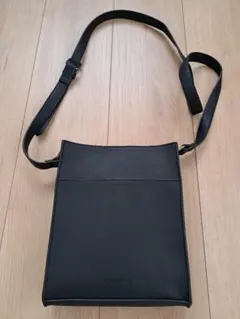 コムサ　ショルダーバッグのサムネイル